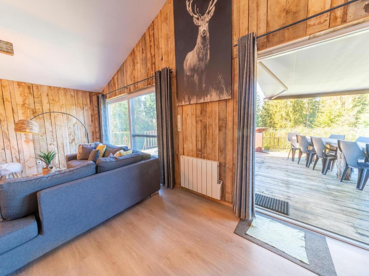Lush Chalet Near Lake Of B Tgenbach Wirtzfeld Bagian luar foto