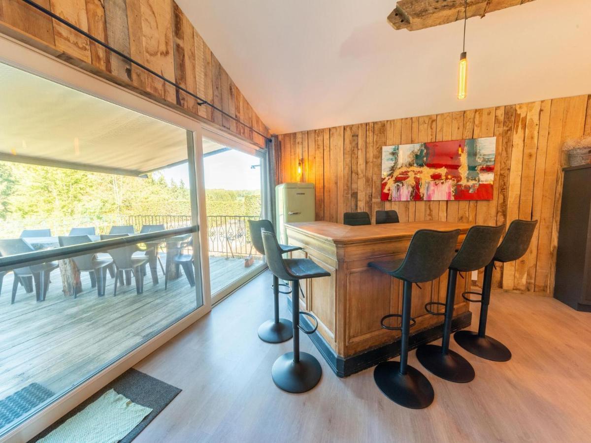 Lush Chalet Near Lake Of B Tgenbach Wirtzfeld Bagian luar foto