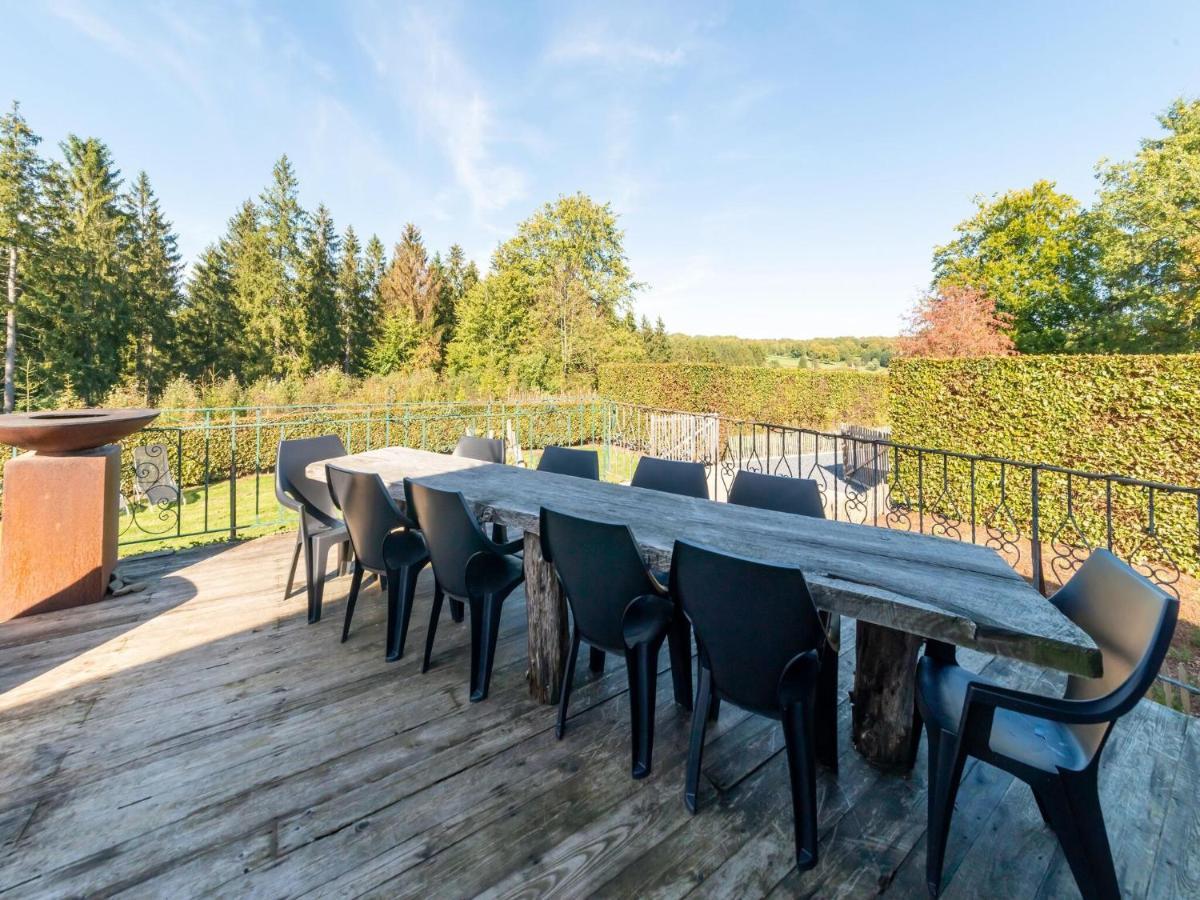 Lush Chalet Near Lake Of B Tgenbach Wirtzfeld Bagian luar foto