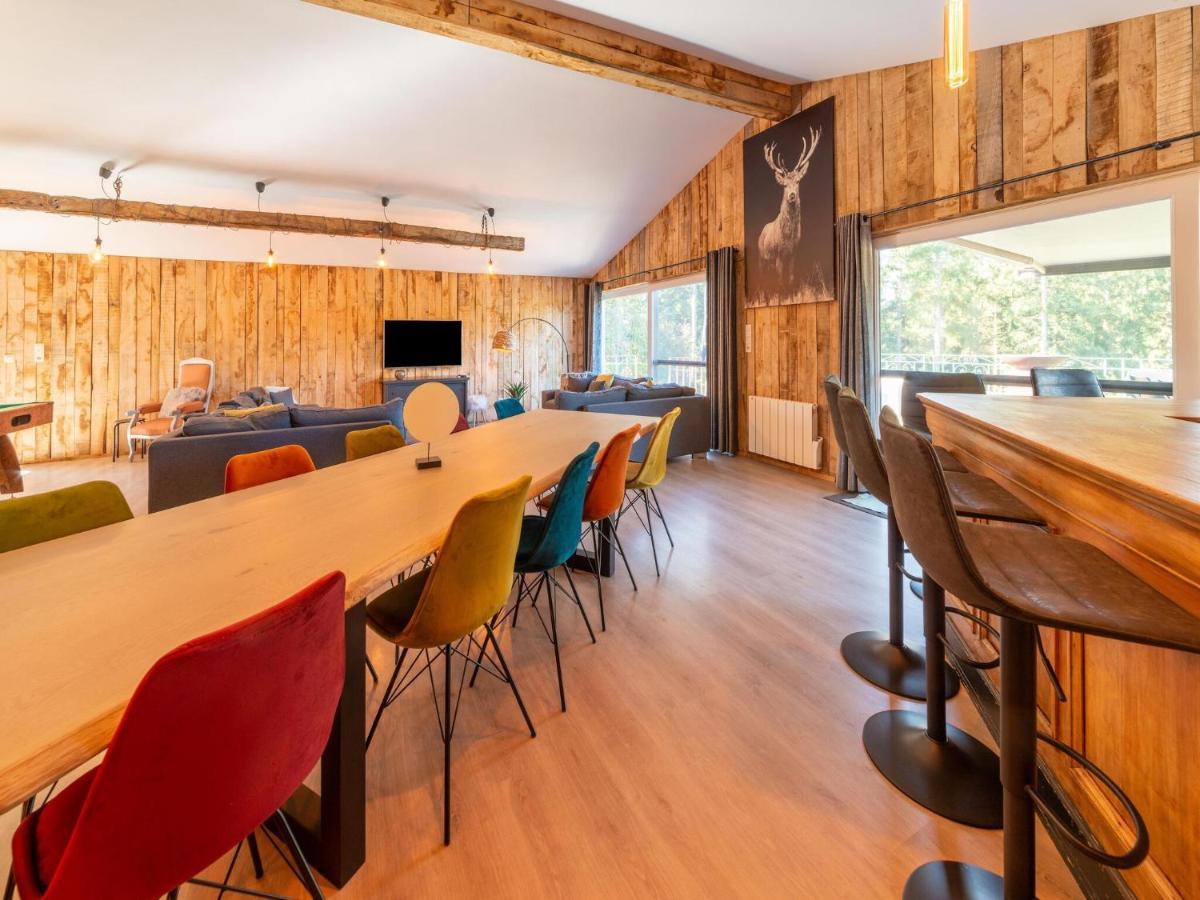 Lush Chalet Near Lake Of B Tgenbach Wirtzfeld Bagian luar foto